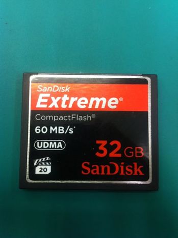 sandiskextreame32gb.jpg